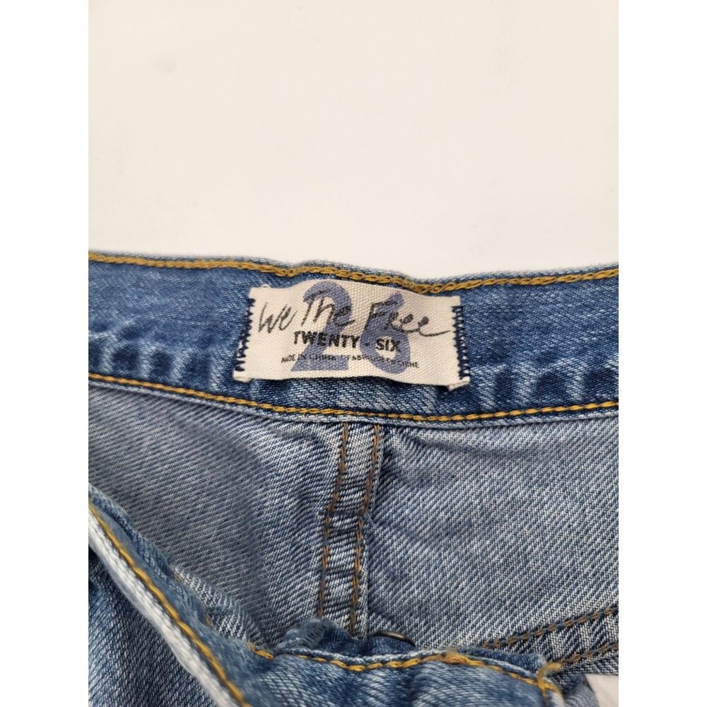 WE THE FREE Women's SZ 26 Cut off Distressed Button Fly Mini Shorts Summer - Picture 3 of 9